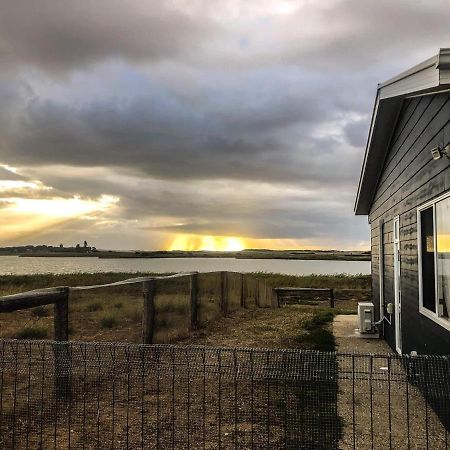 Coorong Island Retreat - Farm Stay At Pet Friendly Property Meningie Zewnętrze zdjęcie