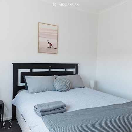 Coorong Island Retreat - Farm Stay At Pet Friendly Property Meningie Zewnętrze zdjęcie