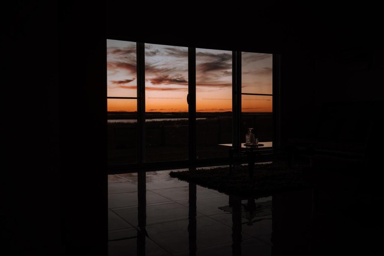 Coorong Island Retreat - Farm Stay At Pet Friendly Property Meningie Zewnętrze zdjęcie