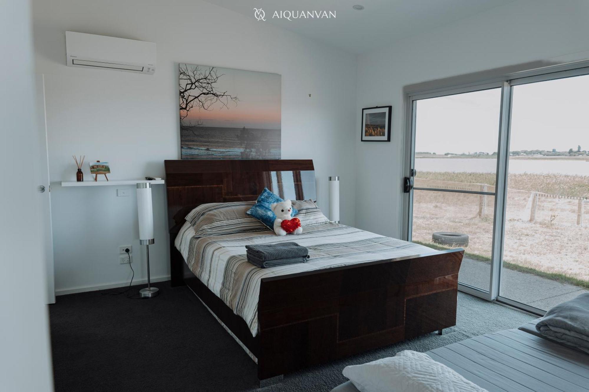 Coorong Island Retreat - Farm Stay At Pet Friendly Property Meningie Zewnętrze zdjęcie
